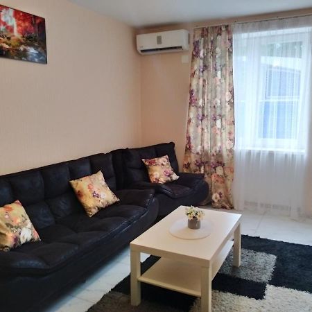 Cosy Flat Near 6 May Park Apartment Batumi Luaran gambar