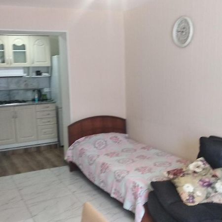 Cosy Flat Near 6 May Park Apartment Batumi Luaran gambar