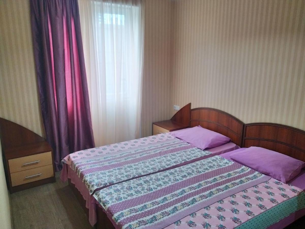 Cosy Flat Near 6 May Park Apartment Batumi Luaran gambar