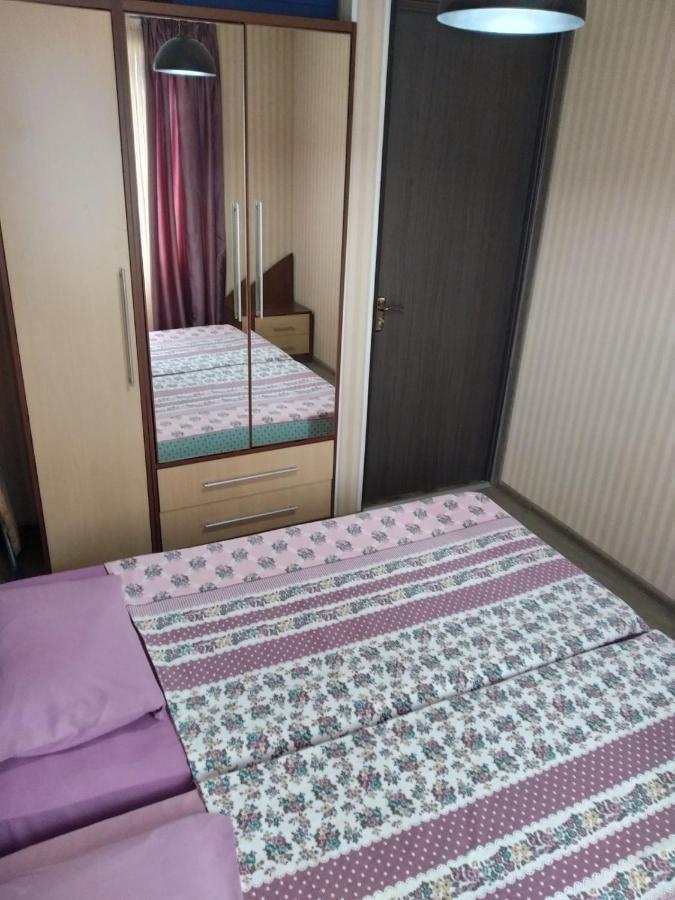 Cosy Flat Near 6 May Park Apartment Batumi Luaran gambar