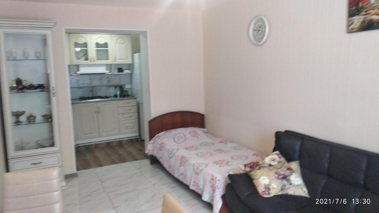 Cosy Flat Near 6 May Park Apartment Batumi Luaran gambar